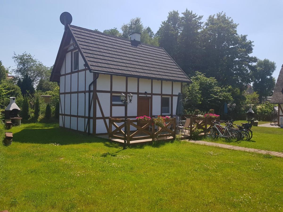 Chata Nad Rzeka Lipusz Exteriör bild