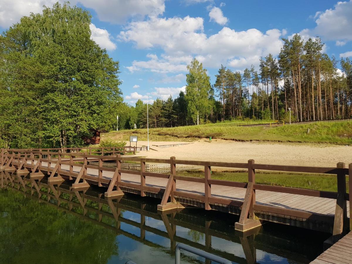 Chata Nad Rzeka Lipusz Exteriör bild
